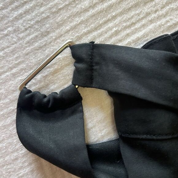 CHER Black Skirt - High Waist Black Zip Backing LIKE NEW Size Small - Picture 4 of 6